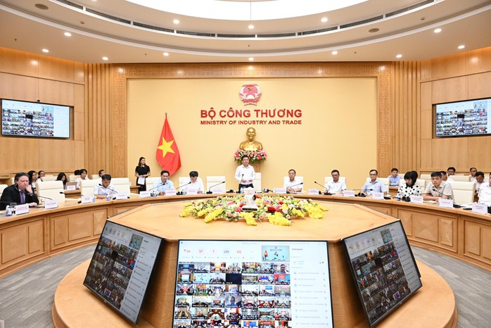 Mua bán điện trực tiếp, không qua EVN thúc đẩy phát triển thị trường điện cạnh tranh- Ảnh 1. Mua bán điện trực tiếp, không qua EVN thúc đẩy phát triển thị trường điện cạnh tranh- Ảnh 1.