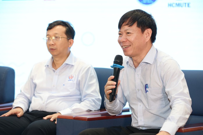 Tư vấn trực tuyến: Tỉnh táo khi đăng ký xét tuyển đại học- Ảnh 9. Tư vấn trực tuyến: Tỉnh táo khi đăng ký xét tuyển đại học- Ảnh 9.
