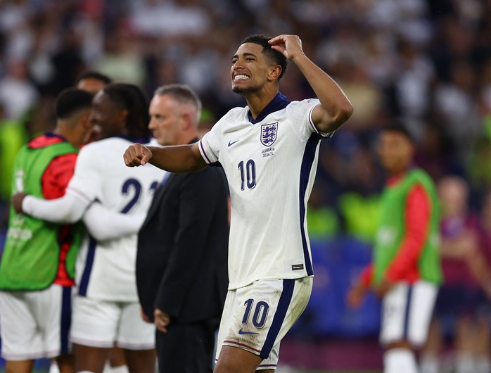 Jude Bellingham bị cấm thi đấu nhưng không phải ở trận tứ kết Euro 2024- Ảnh 2. Jude Bellingham bị cấm thi đấu nhưng không phải ở trận tứ kết Euro 2024- Ảnh 2.