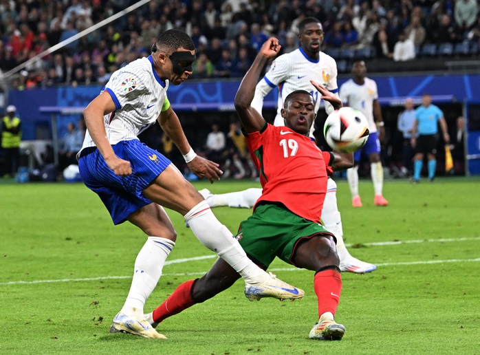 Euro 2024: Pháp loại Bồ Đào Nha nhưng điểm của Mbappe tệ hơn Ronaldo- Ảnh 6. Euro 2024: Pháp loại Bồ Đào Nha nhưng điểm của Mbappe tệ hơn Ronaldo- Ảnh 6.