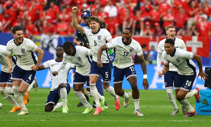Euro 2024: Thủ môn Pickford tỏa sáng, Anh thắng Thụy Sĩ trên chấm 11 m- Ảnh 5. Euro 2024: Thủ môn Pickford tỏa sáng, Anh thắng Thụy Sĩ trên chấm 11 m- Ảnh 5.