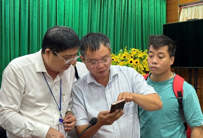 Đắk Lắk: Lý do đề thi tốt nghiệp THPT môn toán bị lỗi nghiêm trọng- Ảnh 2. Đắk Lắk: Lý do đề thi tốt nghiệp THPT môn toán bị lỗi nghiêm trọng- Ảnh 2.