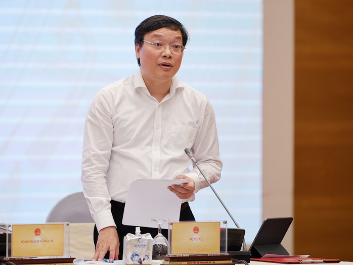 Cán bộ, công chức có được lĩnh mức lương mới ngay tháng 7-2024 không?- Ảnh 1. Cán bộ, công chức có được lĩnh mức lương mới ngay tháng 7-2024 không?- Ảnh 1.