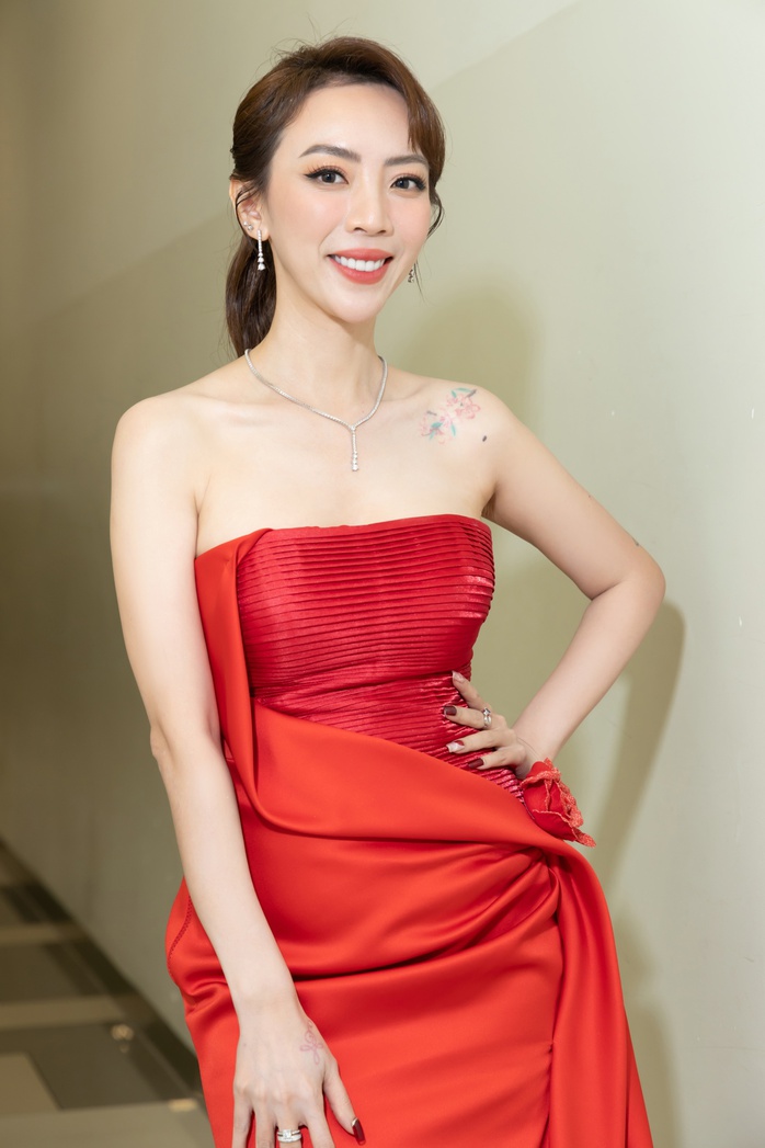 Thu Trang: Thu Trang: