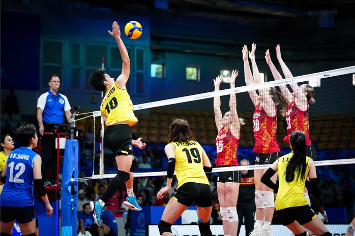 Tuyển bóng chuyền nữ Việt Nam giành hạng 3 Challenger Cup 2024- Ảnh 3. Tuyển bóng chuyền nữ Việt Nam giành hạng 3 Challenger Cup 2024- Ảnh 3.