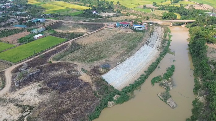 CLIP: Rà soát lại dự án trăm tỉ có dấu hiệu lãng phí - Ảnh 1. CLIP: Rà soát lại dự án trăm tỉ có dấu hiệu lãng phí - Ảnh 1.