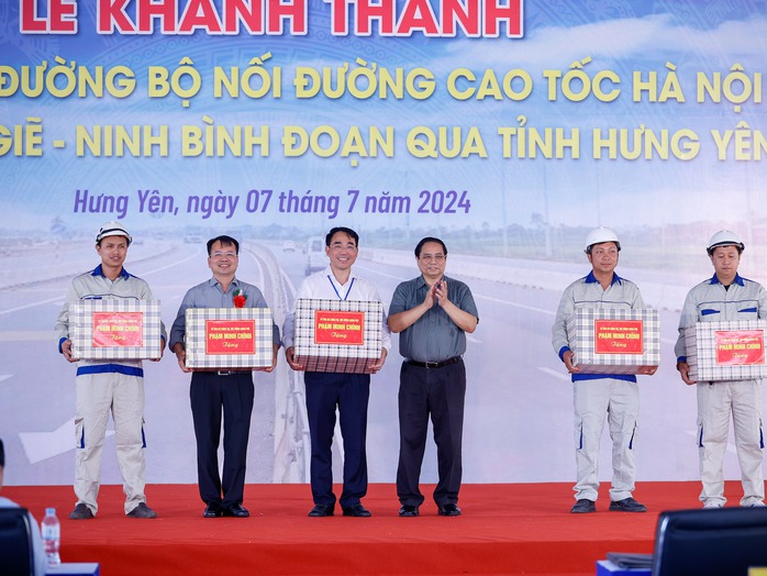 Khánh thành tuyến đường 1.700 tỉ đồng qua Hưng Yên nối với 2 cao tốc- Ảnh 2. Khánh thành tuyến đường 1.700 tỉ đồng qua Hưng Yên nối với 2 cao tốc- Ảnh 2.