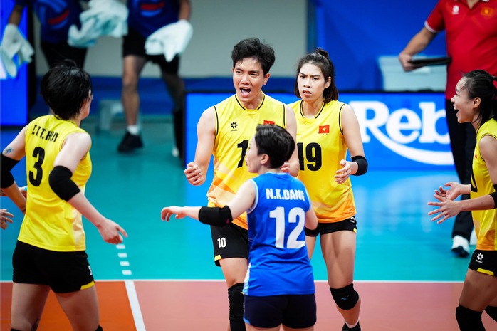 Tuyển bóng chuyền nữ Việt Nam giành hạng 3 Challenger Cup 2024- Ảnh 6. Tuyển bóng chuyền nữ Việt Nam giành hạng 3 Challenger Cup 2024- Ảnh 6.