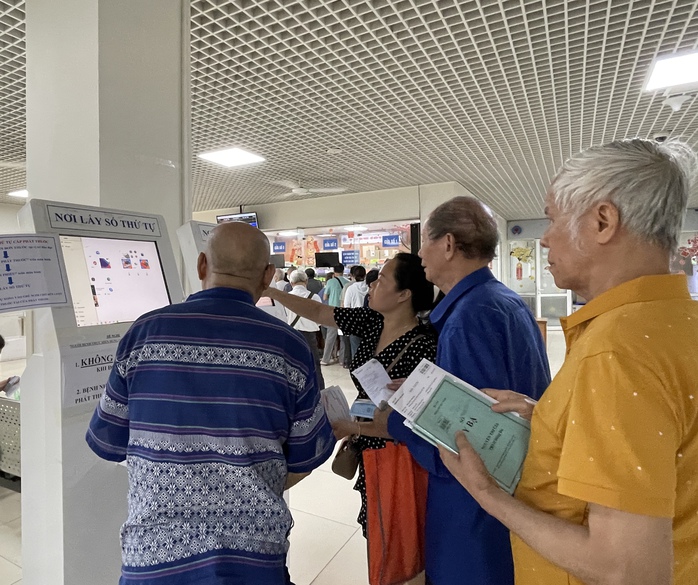 Quét mã QR thanh toán viện phí- Ảnh 1. Quét mã QR thanh toán viện phí- Ảnh 1.