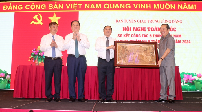 Ban Tuyên giáo Trung ương tổ chức hội nghị toàn quốc tại Phú Quốc- Ảnh 4. Ban Tuyên giáo Trung ương tổ chức hội nghị toàn quốc tại Phú Quốc- Ảnh 4.