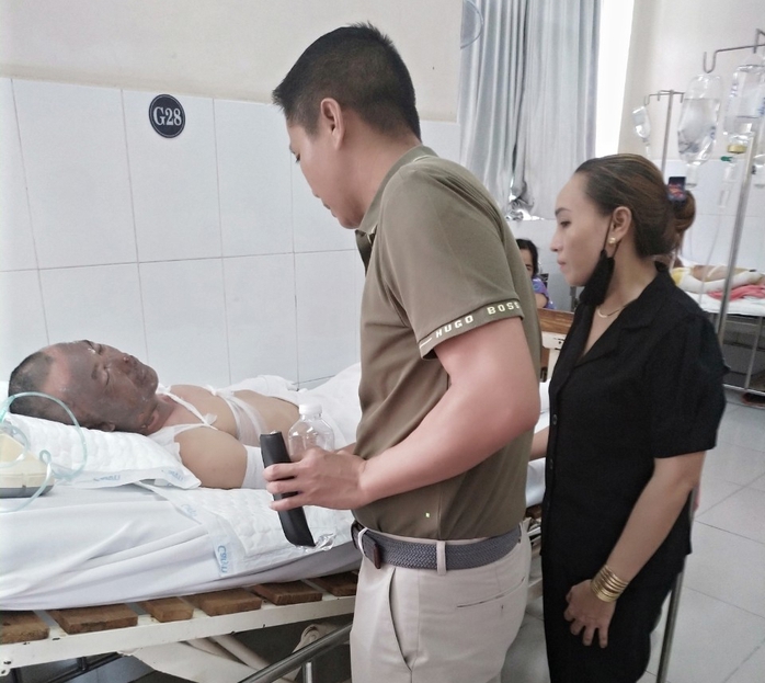 Vụ nổ tại công ty gỗ ở Bình Dương: Hỗ trợ tốt nhất cho các công nhân- Ảnh 2. Vụ nổ tại công ty gỗ ở Bình Dương: Hỗ trợ tốt nhất cho các công nhân- Ảnh 2.