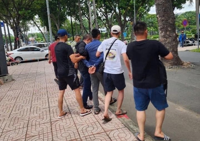 Vụ bắt nghi phạm sát hại 2 mẹ con: Có ai nhận được 500 triệu đồng treo thưởng?- Ảnh 1. Vụ bắt nghi phạm sát hại 2 mẹ con: Có ai nhận được 500 triệu đồng treo thưởng?- Ảnh 1.