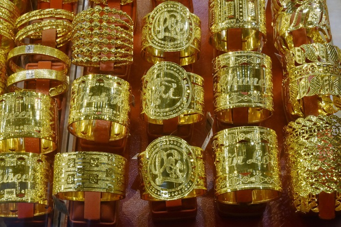 Giá vàng miếng SJC bất ngờ giảm nửa triệu đồng mỗi lượng- Ảnh 1. Giá vàng miếng SJC bất ngờ giảm nửa triệu đồng mỗi lượng- Ảnh 1.