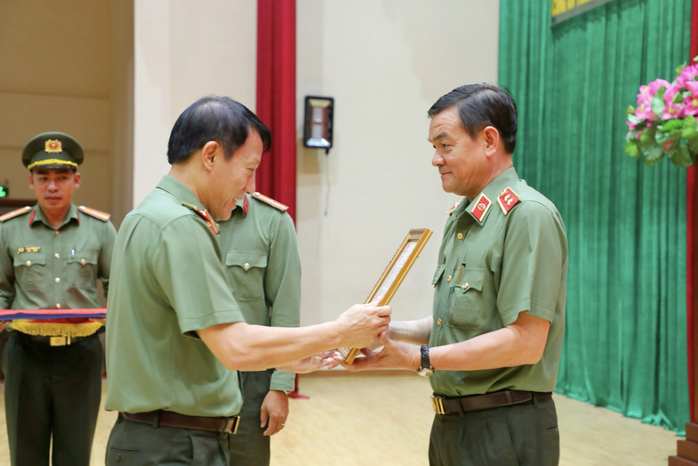 Bộ trưởng Lương Tam Quang làm việc với Công an TP HCM- Ảnh 2. Bộ trưởng Lương Tam Quang làm việc với Công an TP HCM- Ảnh 2.