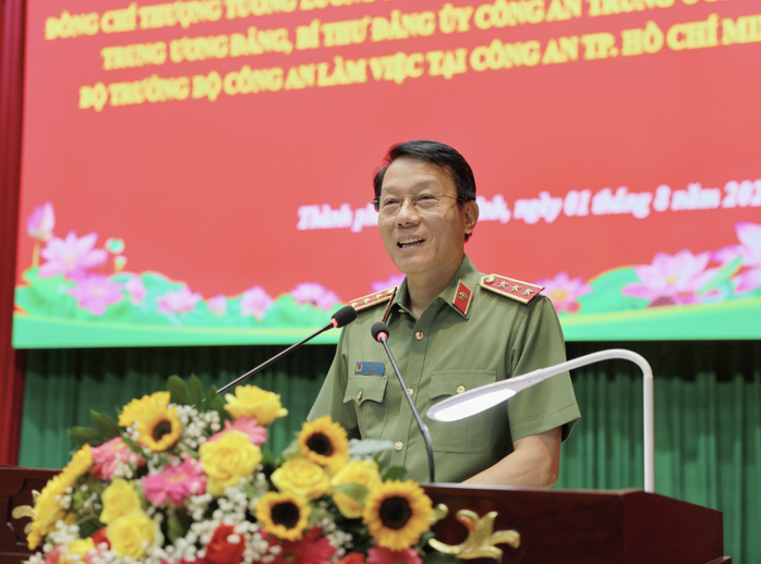 Bộ trưởng Lương Tam Quang làm việc với Công an TP HCM- Ảnh 1. Bộ trưởng Lương Tam Quang làm việc với Công an TP HCM- Ảnh 1.
