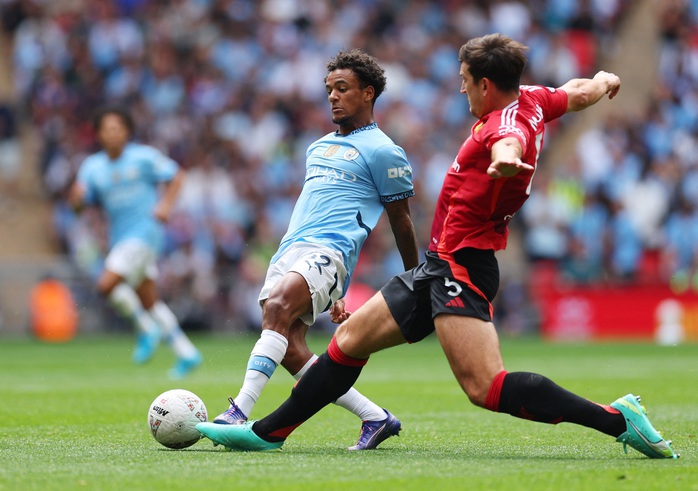 Lội ngược dòng thắng Man United, Man City giành Siêu Cúp Anh 2024- Ảnh 3. Lội ngược dòng thắng Man United, Man City giành Siêu Cúp Anh 2024- Ảnh 3.