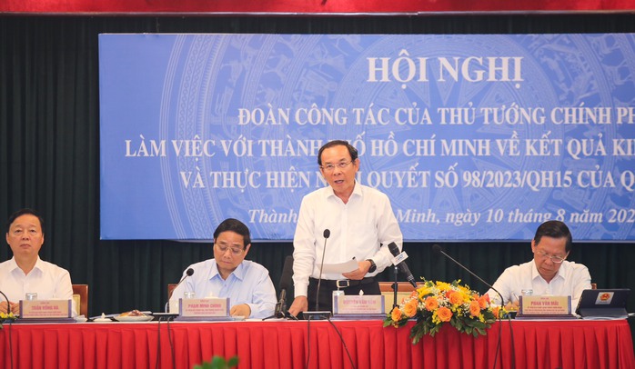 Bí thư Thành ủy TP HCM nêu nguyên nhân phân cấp, ủy quyền chưa tối đa- Ảnh 1. Bí thư Thành ủy TP HCM nêu nguyên nhân phân cấp, ủy quyền chưa tối đa- Ảnh 1.