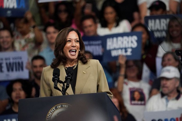 Khảo sát bầu cử Mỹ: Bà Harris vượt ông Trump ở 3 bang chiến trường- Ảnh 1. Khảo sát bầu cử Mỹ: Bà Harris vượt ông Trump ở 3 bang chiến trường- Ảnh 1.
