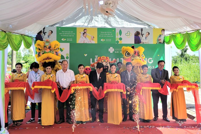Bệnh viện Mắt Sài Gòn Cần Thơ tiếp tục mang tin vui đến bệnh nhân ĐBSCL- Ảnh 4. Bệnh viện Mắt Sài Gòn Cần Thơ tiếp tục mang tin vui đến bệnh nhân ĐBSCL- Ảnh 4.