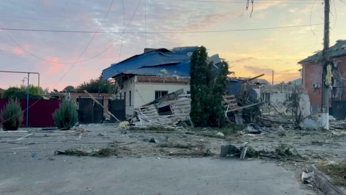 Một ngôi nhà bị phá hủy ở Sudzha sau cuộc tấn công của quân đội Ukraine vào vùng Kursk. Ảnh: Reuters Một ngôi nhà bị phá hủy ở Sudzha sau cuộc tấn công của quân đội Ukraine vào vùng Kursk. Ảnh: Reuters