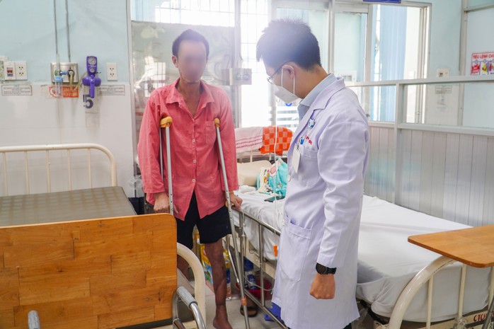 Kỹ thuật mới ghép Titan thay đoạn mất xương- Ảnh 1. Kỹ thuật mới ghép Titan thay đoạn mất xương- Ảnh 1.