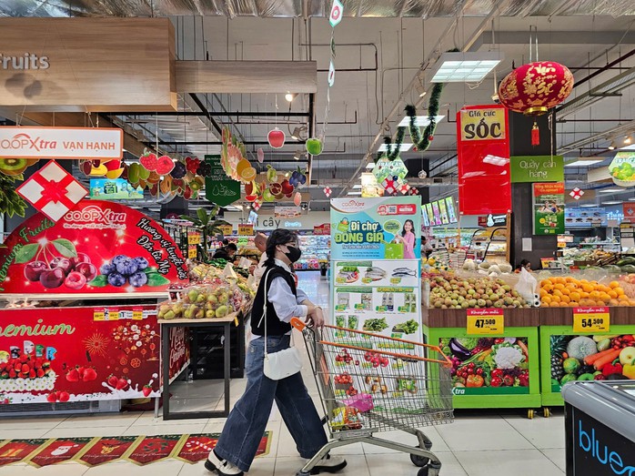 Các siêu thị đẩy mạnh các chương trình bán hàng giá tốt để kích cầu tiêu dùng Các siêu thị đẩy mạnh các chương trình bán hàng giá tốt để kích cầu tiêu dùng