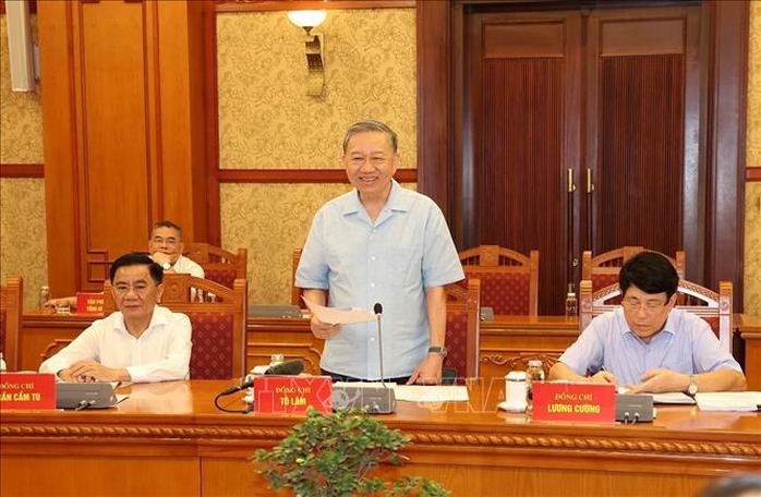 Tổng Bí thư, Chủ tịch nước Tô Lâm chủ trì cuộc họp Thường trực Tiểu ban Văn kiện Đại hội XIV
- Ảnh 2. Tổng Bí thư, Chủ tịch nước Tô Lâm chủ trì cuộc họp Thường trực Tiểu ban Văn kiện Đại hội XIV
- Ảnh 2.