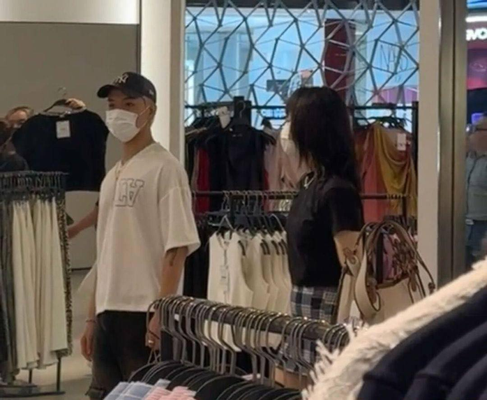 Miu Lê lên tiếng chuyện "mang thai với rapper Wean"- Ảnh 3. Miu Lê lên tiếng chuyện "mang thai với rapper Wean"- Ảnh 3.