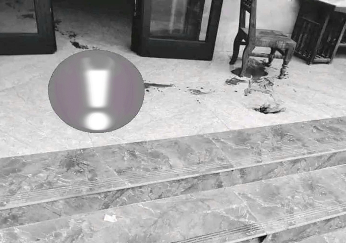Mâu thuẫn, chồng chém vợ trọng thương rồi bỏ trốn- Ảnh 1. Mâu thuẫn, chồng chém vợ trọng thương rồi bỏ trốn- Ảnh 1.