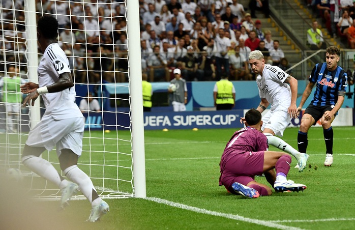 Real Madrid thắng Atalanta trận Siêu cúp, Mbappe có danh hiệu châu Âu đầu tiên- Ảnh 5. Real Madrid thắng Atalanta trận Siêu cúp, Mbappe có danh hiệu châu Âu đầu tiên- Ảnh 5.