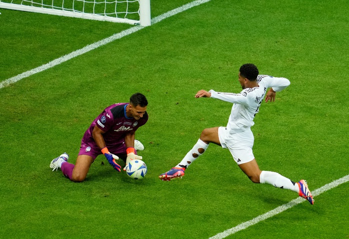 Real Madrid thắng Atalanta trận Siêu cúp, Mbappe có danh hiệu châu Âu đầu tiên- Ảnh 2. Real Madrid thắng Atalanta trận Siêu cúp, Mbappe có danh hiệu châu Âu đầu tiên- Ảnh 2.