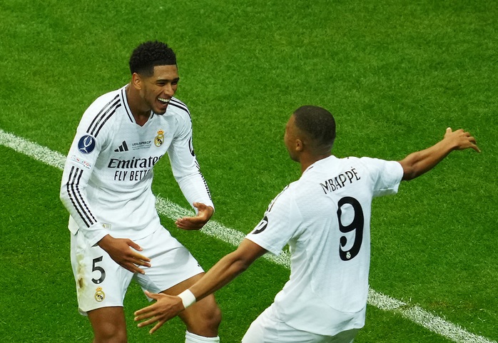 Real Madrid thắng Atalanta trận Siêu cúp, Mbappe có danh hiệu châu Âu đầu tiên- Ảnh 7. Real Madrid thắng Atalanta trận Siêu cúp, Mbappe có danh hiệu châu Âu đầu tiên- Ảnh 7.