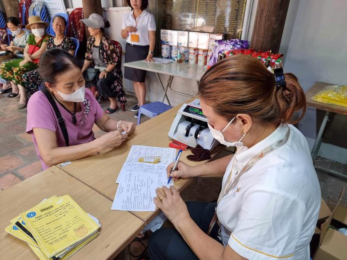Có phải từ 1-9-2024, ai cũng phải nhận lương hưu qua tài khoản?- Ảnh 1. Có phải từ 1-9-2024, ai cũng phải nhận lương hưu qua tài khoản?- Ảnh 1.