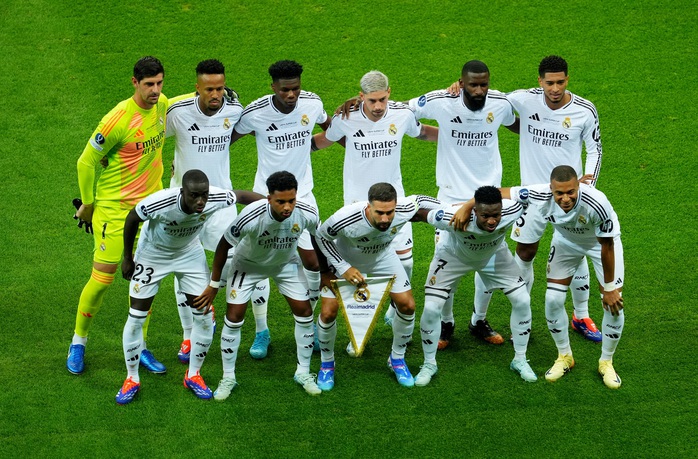 Kylian Mbappe: "Siêu cúp châu Âu chỉ là bước khởi đầu"- Ảnh 7. Kylian Mbappe: "Siêu cúp châu Âu chỉ là bước khởi đầu"- Ảnh 7.