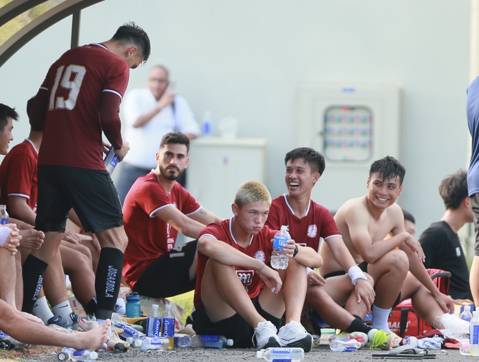Tuyển thủ Malaysia của CLB TP HCM: "V-League cạnh tranh hơn Malaysia League"- Ảnh 1. Tuyển thủ Malaysia của CLB TP HCM: "V-League cạnh tranh hơn Malaysia League"- Ảnh 1.