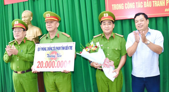 Một người vay tiền bên ngoài bị chém chết tại nhà nghỉ- Ảnh 1. Một người vay tiền bên ngoài bị chém chết tại nhà nghỉ- Ảnh 1.