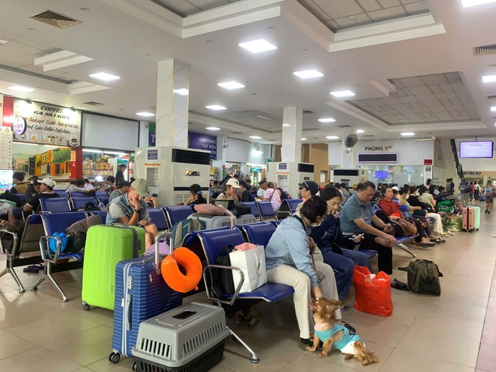 Dịp lễ 2-9, ga Sài Gòn sẽ tăng nhiều chuyến tàu phục vụ khách Ảnh: ÁI MY Dịp lễ 2-9, ga Sài Gòn sẽ tăng nhiều chuyến tàu phục vụ khách Ảnh: ÁI MY