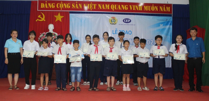 CEP Thuận An đồng hành với khách hàng khó khăn- Ảnh 1. CEP Thuận An đồng hành với khách hàng khó khăn- Ảnh 1.