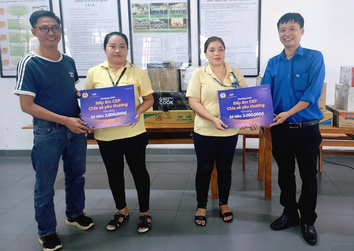 CEP Thuận An đồng hành với khách hàng khó khăn- Ảnh 2. CEP Thuận An đồng hành với khách hàng khó khăn- Ảnh 2.