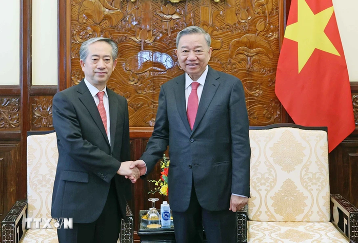 Đại sứ Hùng Ba: Chuyến thăm của Tổng Bí thư, Chủ tịch nước Tô Lâm củng cố hơn nữa tin cậy chính trị- Ảnh 1. Đại sứ Hùng Ba: Chuyến thăm của Tổng Bí thư, Chủ tịch nước Tô Lâm củng cố hơn nữa tin cậy chính trị- Ảnh 1.