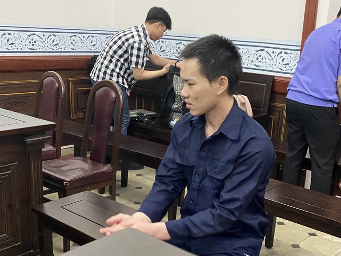 Tử hình kẻ giết người, cướp xe SH rồi trốn trong cánh đồng ở Long An- Ảnh 1. Tử hình kẻ giết người, cướp xe SH rồi trốn trong cánh đồng ở Long An- Ảnh 1.
