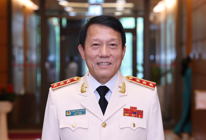 Trung ương bầu bổ sung 1 Ủy viên Bộ Chính trị, 3 Ủy viên Ban Bí thư- Ảnh 1. Trung ương bầu bổ sung 1 Ủy viên Bộ Chính trị, 3 Ủy viên Ban Bí thư- Ảnh 1.