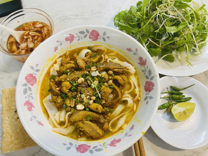 Mì Quảng: Món ăn mang bản sắc văn hóa dân tộc- Ảnh 1. Mì Quảng: Món ăn mang bản sắc văn hóa dân tộc- Ảnh 1.