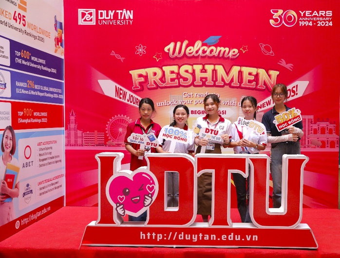 Công bố điểm chuẩn trúng tuyển vào ĐH Duy Tân năm 2024- Ảnh 2. Công bố điểm chuẩn trúng tuyển vào ĐH Duy Tân năm 2024- Ảnh 2.