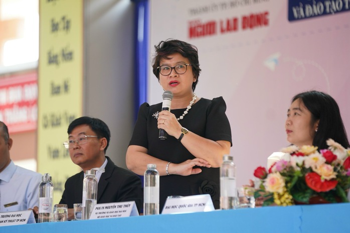 Biết điểm trúng tuyển, thí sinh phải xác nhận nhập học- Ảnh 1. Biết điểm trúng tuyển, thí sinh phải xác nhận nhập học- Ảnh 1.