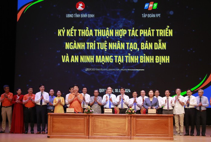 Bình Định kỳ vọng thành trung tâm trí tuệ nhân tạo của Việt Nam- Ảnh 3. Bình Định kỳ vọng thành trung tâm trí tuệ nhân tạo của Việt Nam- Ảnh 3.