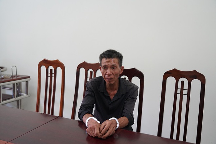 Đang ăn cơm, vợ bị chồng dùng súng bắn thẳng vào mặt- Ảnh 1. Đang ăn cơm, vợ bị chồng dùng súng bắn thẳng vào mặt- Ảnh 1.