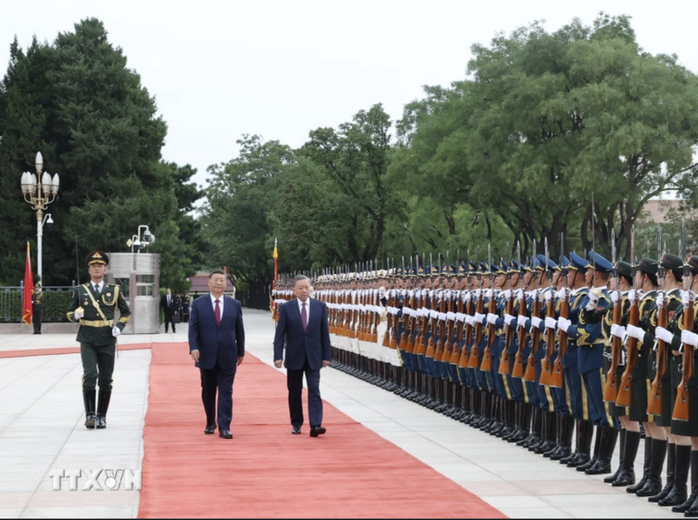 Trung Quốc bắn 21 phát đại bác chào mừng Tổng Bí thư, Chủ tịch nước Tô Lâm- Ảnh 6. Trung Quốc bắn 21 phát đại bác chào mừng Tổng Bí thư, Chủ tịch nước Tô Lâm- Ảnh 6.