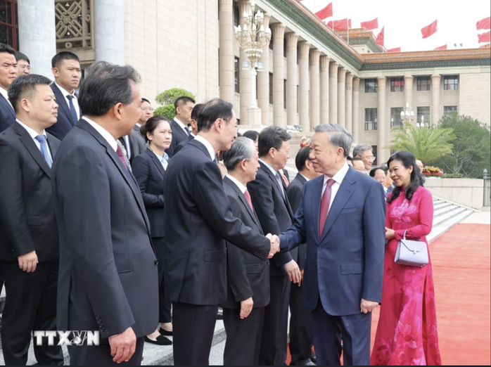 Trung Quốc bắn 21 phát đại bác chào mừng Tổng Bí thư, Chủ tịch nước Tô Lâm- Ảnh 9. Trung Quốc bắn 21 phát đại bác chào mừng Tổng Bí thư, Chủ tịch nước Tô Lâm- Ảnh 9.