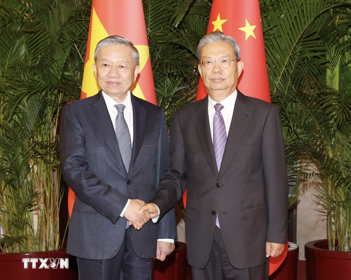 Tổng Bí thư, Chủ tịch nước Tô Lâm hội kiến Ủy viên trưởng nhân đại toàn quốc Trung Quốc Triệu Lạc Tế- Ảnh 1. Tổng Bí thư, Chủ tịch nước Tô Lâm hội kiến Ủy viên trưởng nhân đại toàn quốc Trung Quốc Triệu Lạc Tế- Ảnh 1.